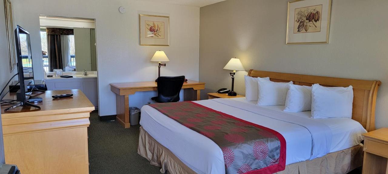 Ramada By Wyndham & Suites Warner Robins Eksteriør billede